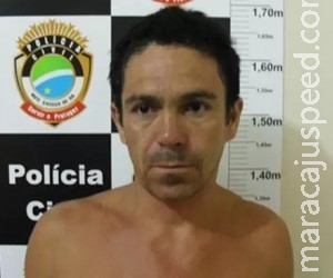 Polícia prende sequestrador e liberta adolescente de 17 anos refém Polícia prende sequestrador e liberta adolescente de 17 anos refém