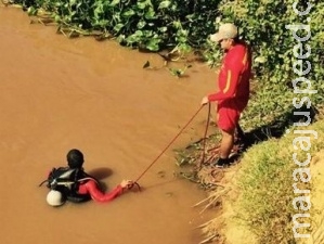 Bombeiros fazem buscas por criança de 2 anos desaparecida no Rio Taquari