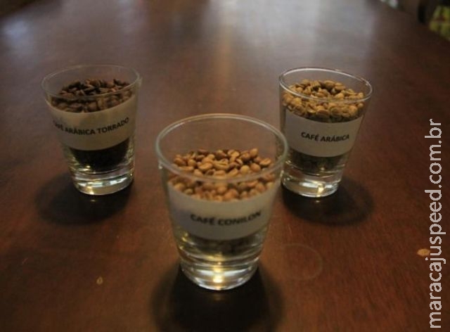 No dia do café aprenda uma receita que leva sorvete e leite condensado