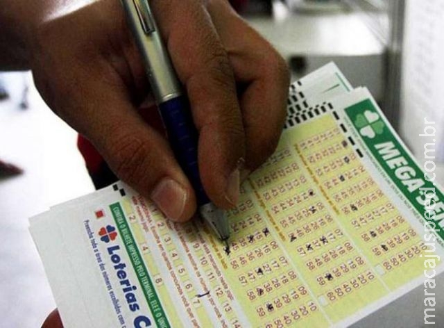 Mega-Sena acumula e pode pagar R$ 33 milhões no sábado Mega-Sena acumula e pode pagar R$ 33 milhões no sábado