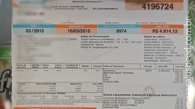 Empresas reduzem consumo, mas custo da conta de energia aumenta Empresas reduzem consumo, mas custo da conta de energia aumenta
