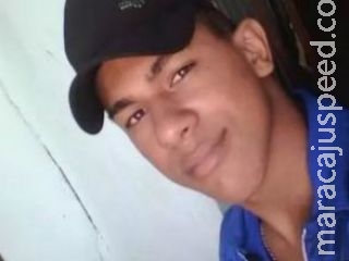 Perseguido, adolescente entra em matagal, mas é esfaqueado e morre Perseguido, adolescente entra em matagal, mas é esfaqueado e morre