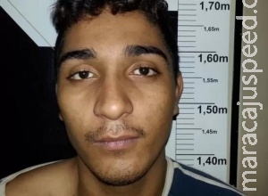Preso é suspeito de pelo menos 12 roubos na Capital, sendo 3 deles de veículos Preso é suspeito de pelo menos 12 roubos na Capital, sendo 3 deles de veículos
