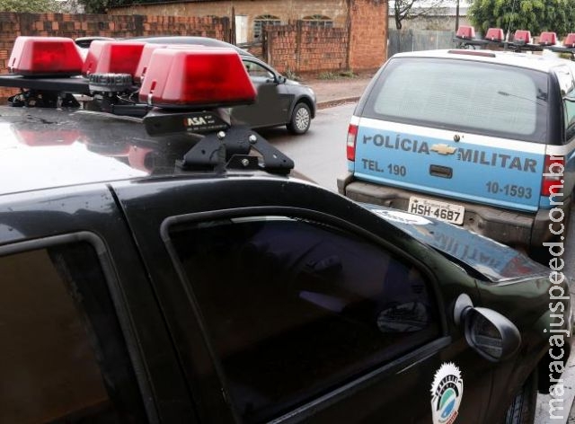 Boca de fumo é fechada e quatro são presos por tráfico de drogas Boca de fumo é fechada e quatro são presos por tráfico de drogas
