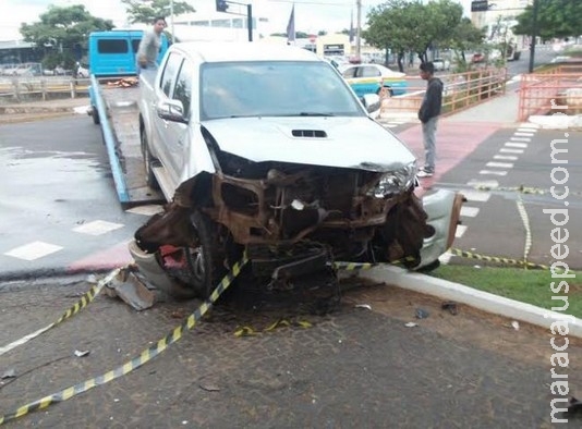 Dois morrem e dois ficam gravemente feridos em acidente na Capital envolvendo maracajuense Dois morrem e dois ficam gravemente feridos em acidente na Capital envolvendo maracajuense