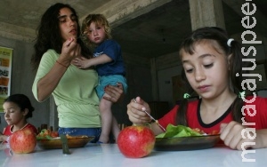 Creches, verdadeiras aliadas das mães trabalhadoras Creches, verdadeiras aliadas das mães trabalhadoras