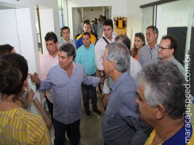 Maracaju: Governador visita unidade médica e diz que Estado irá contribuir com  equipamentos