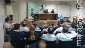 Médicos aceitam proposta e devem encerrar greve até sexta Médicos aceitam proposta e devem encerrar greve até sexta