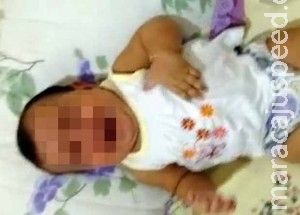 Mãe tenta sufocar filha com fralda e manda vídeo para ex-namorado: "Foi uma brincadeira" Mãe tenta sufocar filha com fralda e manda vídeo para ex-namorado: "Foi uma brincadeira"