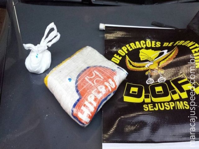 DOF prende jovem com um quilo de cocaína em fundo falso de mochila DOF prende jovem com um quilo de cocaína em fundo falso de mochila