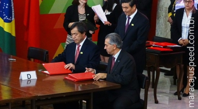 Maracaju: Reinaldo assina acordo e chineses devem investir mais de US$ 1 bi Maracaju: Reinaldo assina acordo e chineses devem investir mais de US$ 1 bi