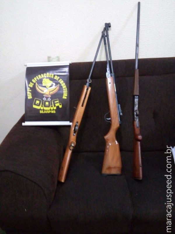 Armas são apreendidas pelo DOF próximo a UFGD em Dourados Armas são apreendidas pelo DOF próximo a UFGD em Dourados