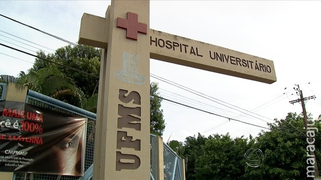 Mães improvisam em hospital de MS para dar banho em recém-nascidos Mães improvisam em hospital de MS para dar banho em recém-nascidos