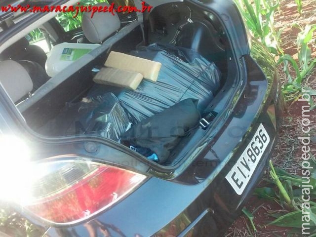 Maracaju: PRE apreende 309 quilos de Maconha em veículo que furou bloqueio policial Maracaju: PRE apreende 309 quilos de Maconha em veículo que furou bloqueio policial