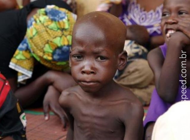 Número de pessoas que passam fome no mundo cai 25% em 25 anos Número de pessoas que passam fome no mundo cai 25% em 25 anos