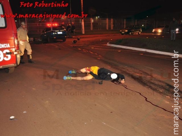 Maracaju: PM persegue assaltantes e acaba colidindo com motocicleta em rotatória Maracaju: PM persegue assaltantes e acaba colidindo com motocicleta em rotatória