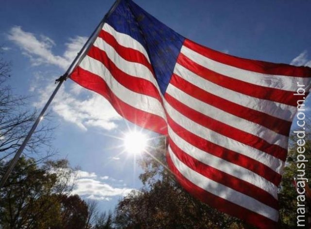 Maioria dos brasileiros nos Estados Unidos é da classe C Maioria dos brasileiros nos Estados Unidos é da classe C