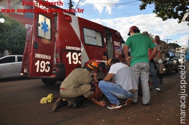 Maracaju: Pedestre é atropelada por motociclista na Rua Franklin Ferreira Ribeiro