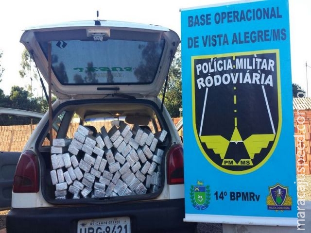 Maracajuj: PRE persegue carro em fuga e apreende 200 kg de maconha na BR-267 Maracajuj: PRE persegue carro em fuga e apreende 200 kg de maconha na BR-267