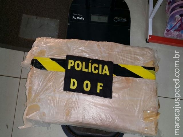 DOF prende casal com 36 kg de maconha em rodovia que dá acesso a Maracaju DOF prende casal com 36 kg de maconha em rodovia que dá acesso a Maracaju