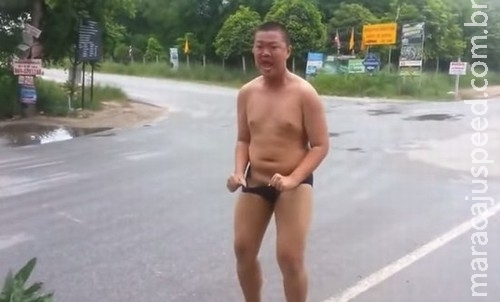 Jovem põe "formigas de fogo" na cueca para imitar "Jackass" e vira hit Jovem põe "formigas de fogo" na cueca para imitar "Jackass" e vira hit