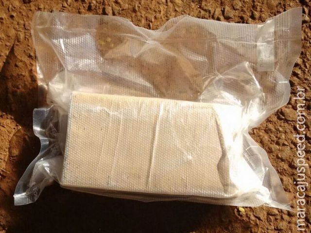 DOF aprende 66 tabletes de maconha embalada a vácuo escondida em tanque de combustível DOF aprende 66 tabletes de maconha embalada a vácuo escondida em tanque de combustível