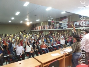 Reposição dos 6 dias de greve não deve prejudicar as férias escolares Reposição dos 6 dias de greve não deve prejudicar as férias escolares