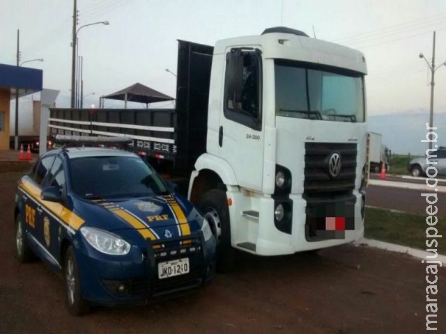 Caminhão roubado no PR é recuperado pela PRF em Ponta Porã
