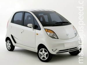 Carro compacto e mais barato do mundo custa R$ 7,1 mil Carro compacto e mais barato do mundo custa R$ 7,1 mil