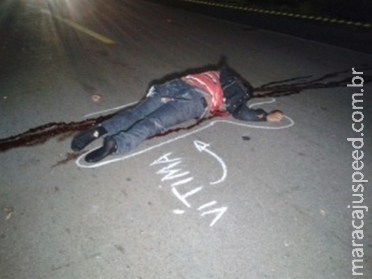 Motociclista que aguardava socorro é atropelado por duas caminhonetes na BR-359