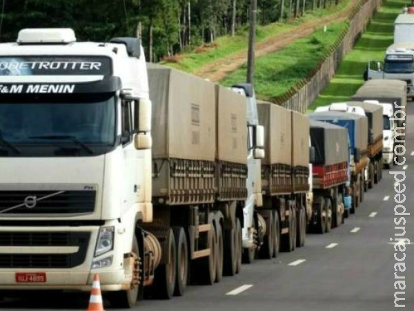 Caminhões receberão chip para impedir roubo de cargas Caminhões receberão chip para impedir roubo de cargas