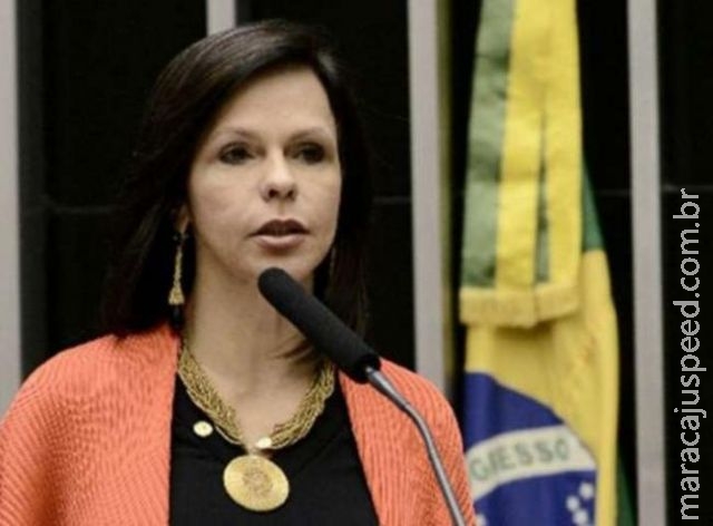 Deputada sofreu ameaça ao votar contra redução da maioridade Deputada sofreu ameaça ao votar contra redução da maioridade