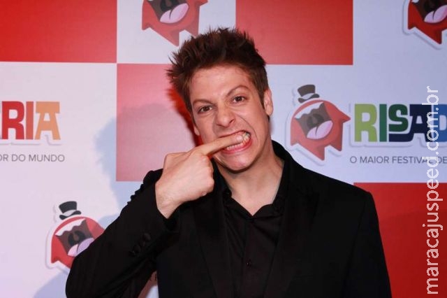 Ateu, Fábio Porchat critica religião: "atraso" Ateu, Fábio Porchat critica religião: "atraso"