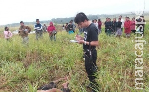 Homem é encontrado morto em capinzal de aldeia; 4 são detidos
