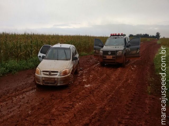 DOF apreende veículo abandonado com maconha na região de Laguna Caarapã