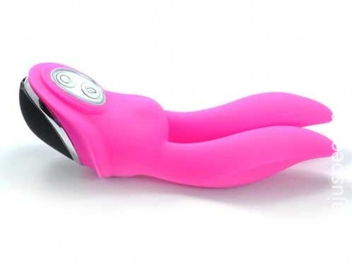 Mulher causa acidente ao usar vibrador ao volante Mulher causa acidente ao usar vibrador ao volante