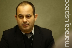 Celular toca e detento é flagrado tentado entrar com celular em presídio