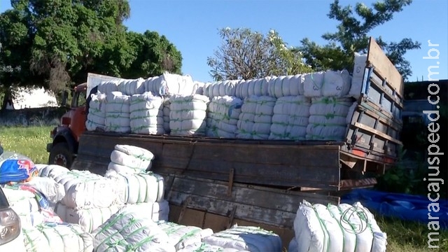 Casal é preso ao tenta subornar para liberar carga de R$ 364 mil em MS