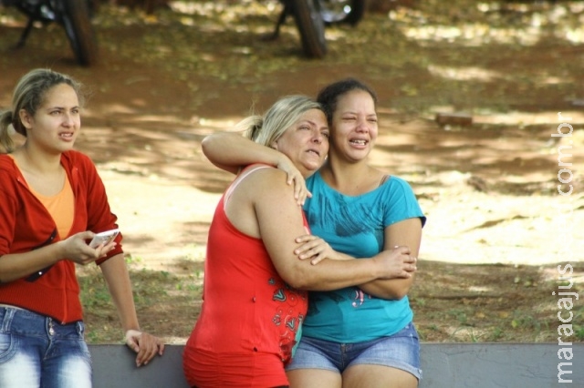 Três seguem internados e mãe não sabe da morte de menina em incêndio