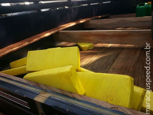 Caarapó: DOF apreende 340 kg de Maconha em fundo falso em carroceria de Silverado Caarapó: DOF apreende 340 kg de Maconha em fundo falso em carroceria de Silverado