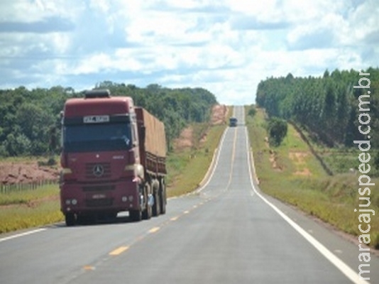 Maracaju: Governo fecha contratos de R$ 20 milhões para manutenção de rodovias Maracaju: Governo fecha contratos de R$ 20 milhões para manutenção de rodovias