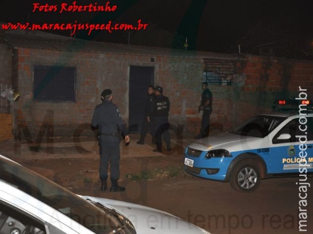 Maracaju: PM prende homem que tentou agredir casal com facão na Vila Margarida Maracaju: PM prende homem que tentou agredir casal com facão na Vila Margarida