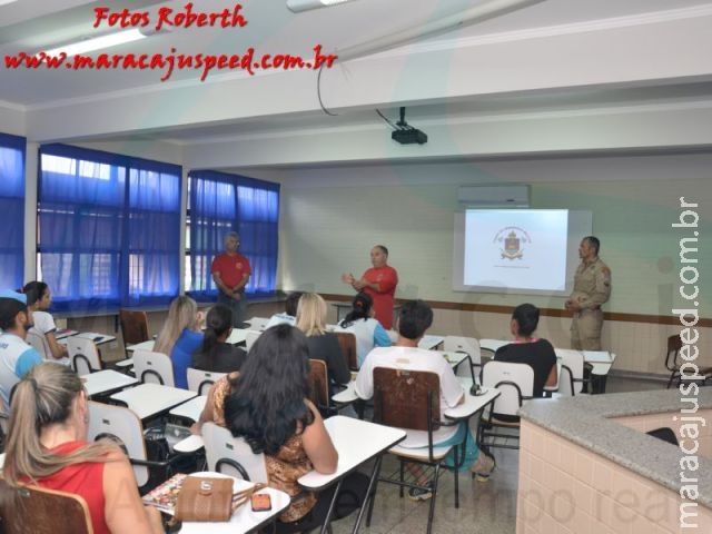 Maracaju: Bombeiros ministram curso básico de Primeiro Socorro para profissionais de educação física Maracaju: Bombeiros ministram curso básico de Primeiro Socorro para profissionais de educação física