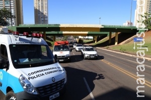 Mulher cai de viaduto em avenida, é atropelada e fica em estado gravíssimo