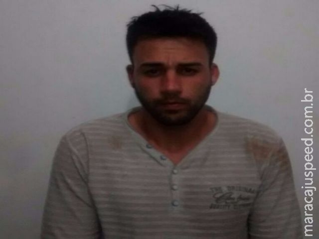 Receptador é preso após arremessar caminhonete contra policiais do DOF e ser alvejado por tiro na “bunda” Receptador é preso após arremessar caminhonete contra policiais do DOF e ser alvejado por tiro na “bunda”