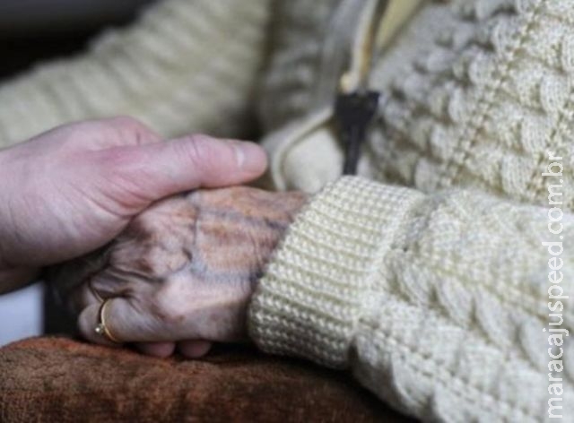 Estado não cumpre prazo e medicamento contra Alzheimer continua em falta