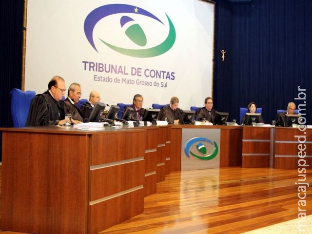 Pleno do TCE-MS rejeita contas, recursos e aplica multa a gestores por atraso dos balancetes