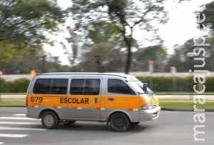 Contran vai adiar uso de cadeirinha no transporte escolar Contran vai adiar uso de cadeirinha no transporte escolar