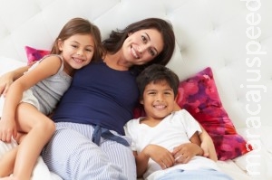 Mãe que fica em casa: Você não deve ao mundo uma explicação Mãe que fica em casa: Você não deve ao mundo uma explicação