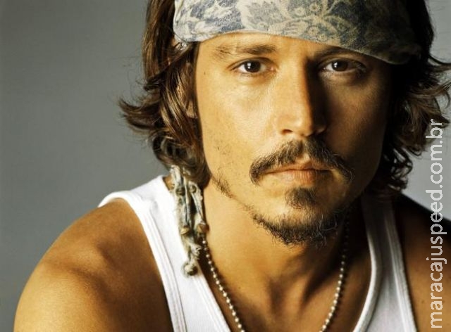Johnny Depp se dispõe a comprar terras requisitadas e devolvê-las aos indígenas Johnny Depp se dispõe a comprar terras requisitadas e devolvê-las aos indígenas